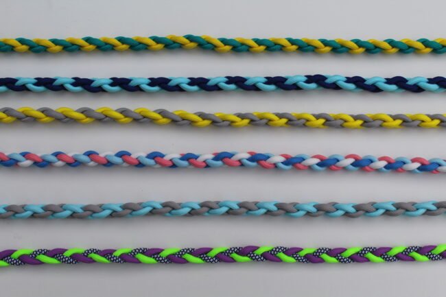 Tour de cou tressé multicolore 120 cm – Image 3