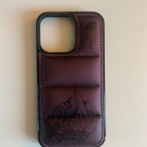 Coque The North Face doudoune violette montagne