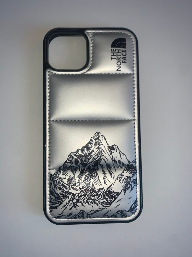 Coque The North Face doudoune argentée montagne